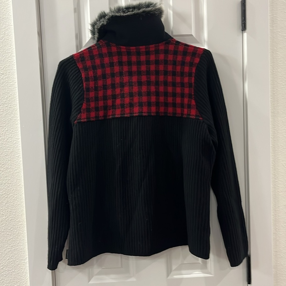 WoolRich Plaid Wool Button Up size Large - Picture 8 of 10